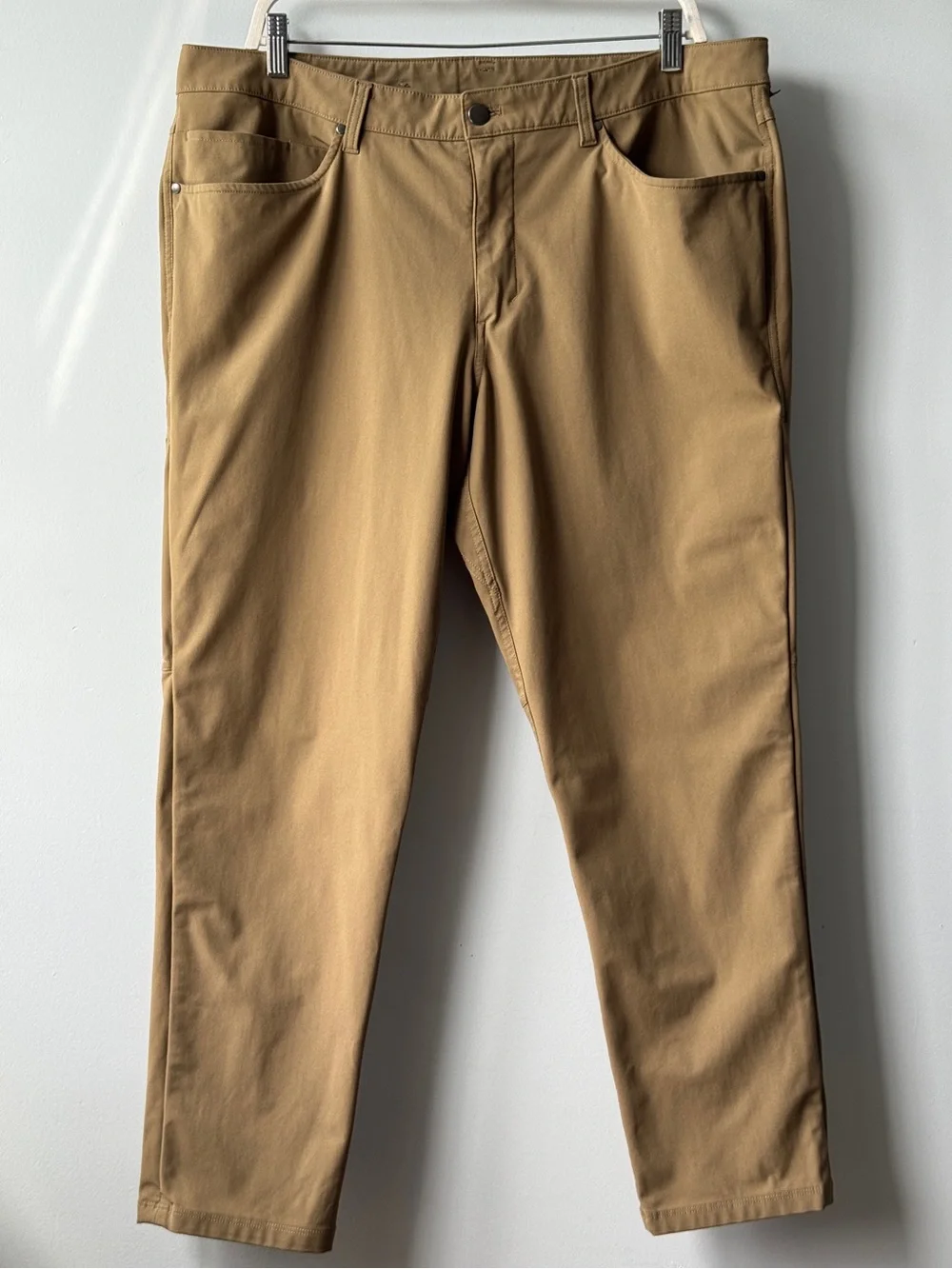 Lululemon ABC 5-Pocket Pants Mens Sz 38
